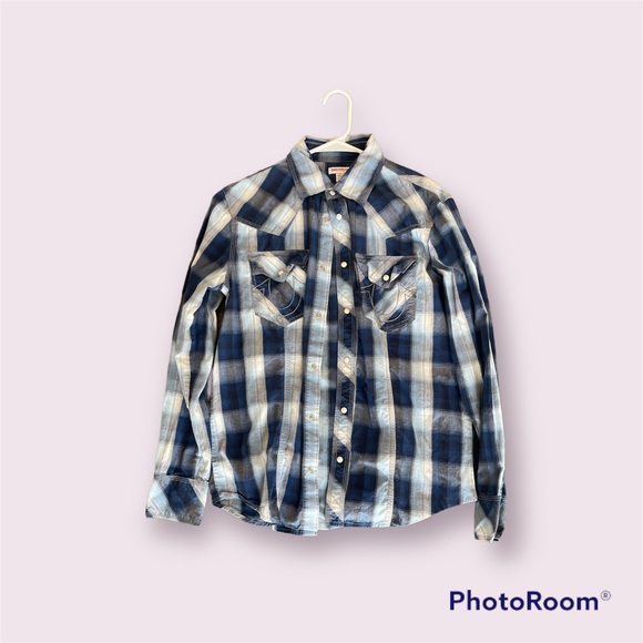 True religion buttoned flannel - Picture 1 of 2